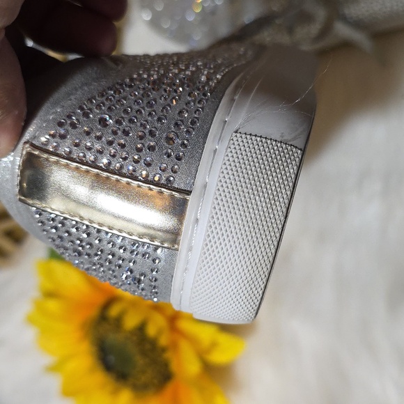 Kenneth Cole Kam Shine Rhinestone Women's Sneakers - Picture 7 of 8